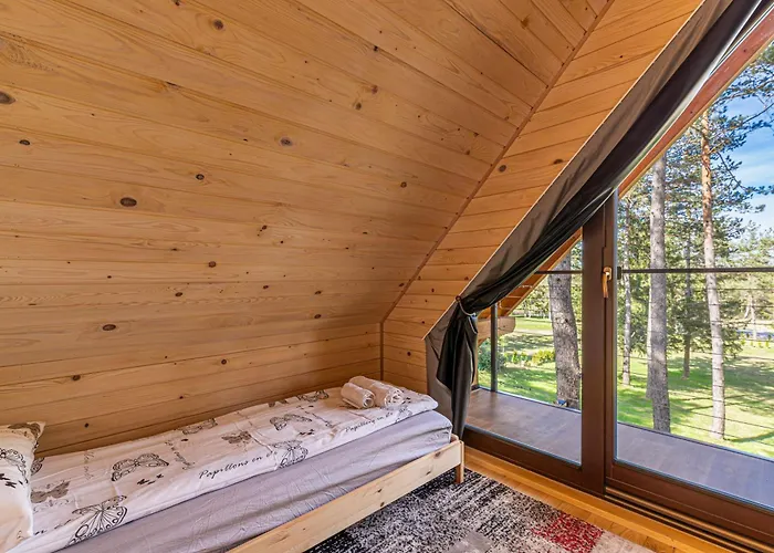 Forest Princess - Happy Nova Vas (Bloke)